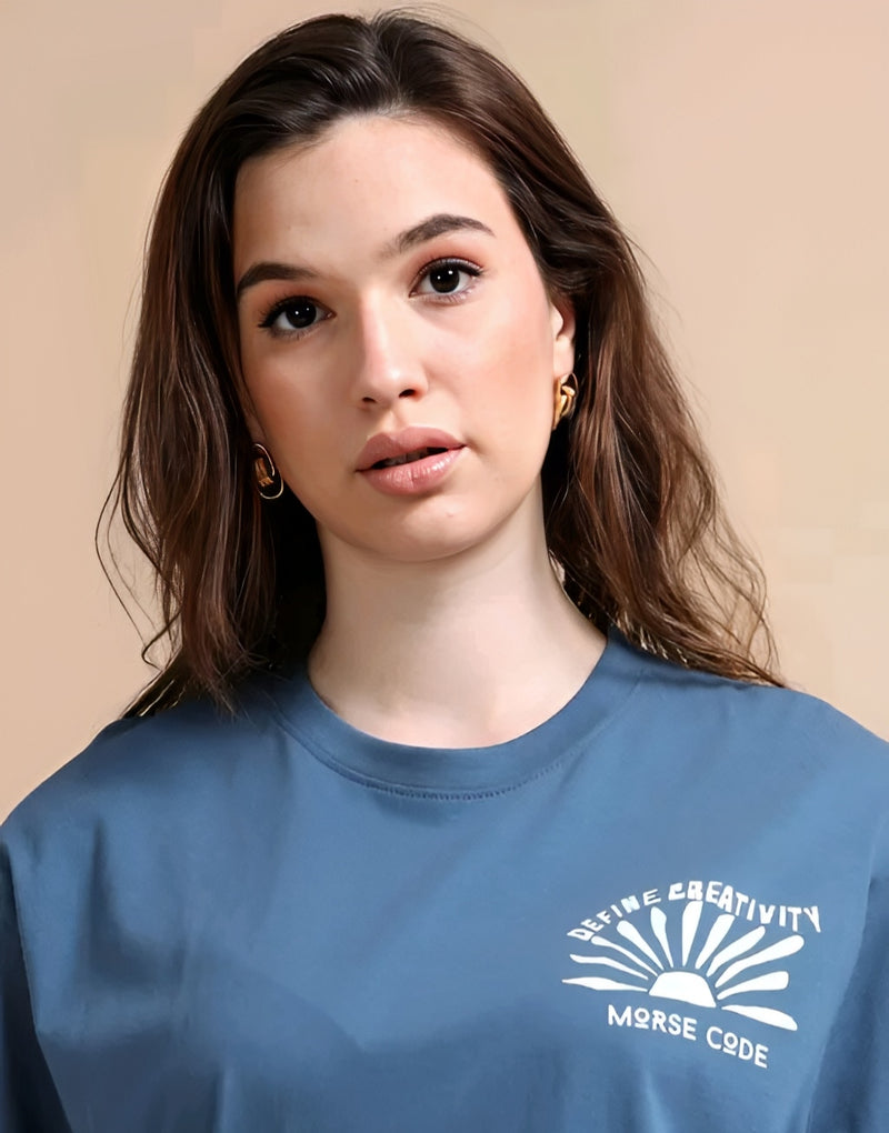 Oversized Graphic Tee - Effortlessly Cool Energy 🔥