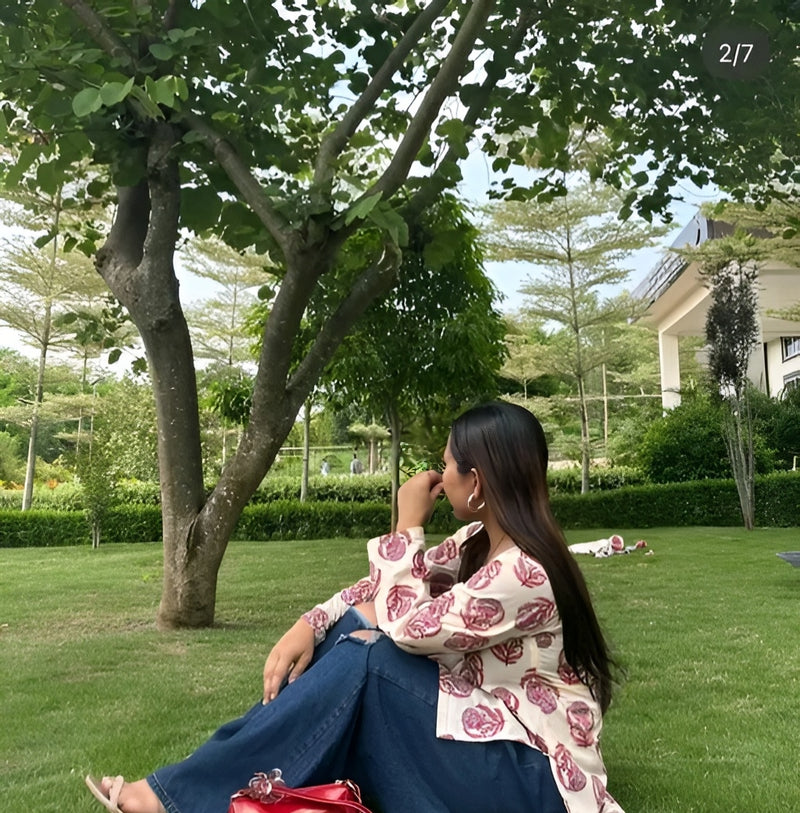 White Floral Bell Sleeve Kurti - Fresh Modern Grace 🌸